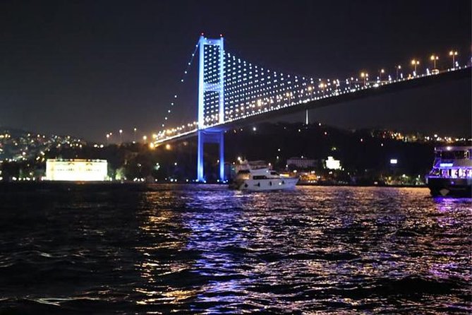 Bosphorus night Safarna